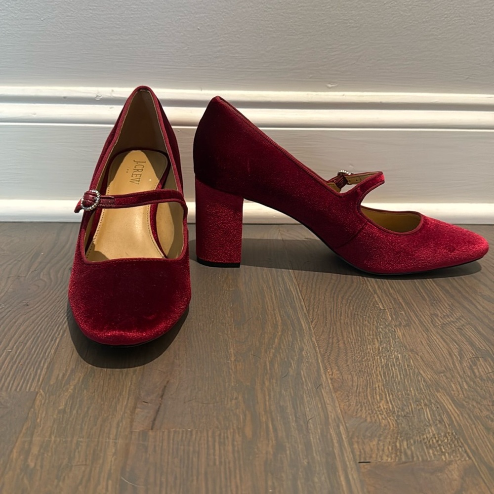 Red velvet heel